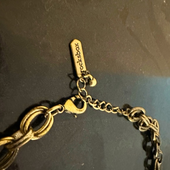 ✨NWOT Rocksbox Statement Necklace✨ - Picture 4 of 4